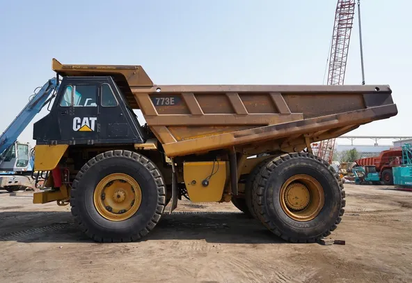 2018 Cat 773E Rigid Dump Truck- left side view-Al Marwan