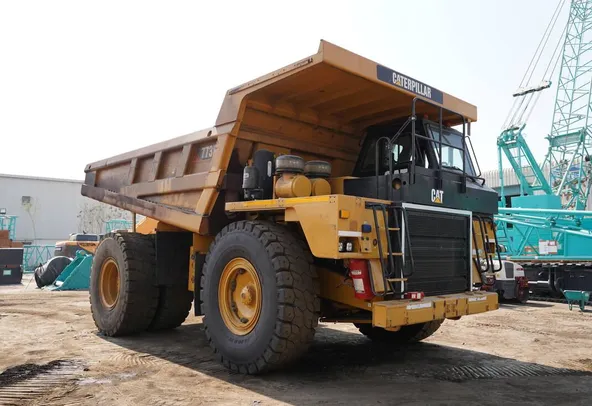 2018 Cat 773E Rigid Dump Truck- front right side view-Al Marwan