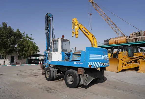 1977 O&K MH6 Bagger with ABI Piling Rig
