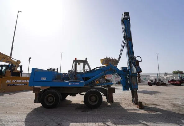 1977 O&K MH6 Bagger with ABI Piling Rig