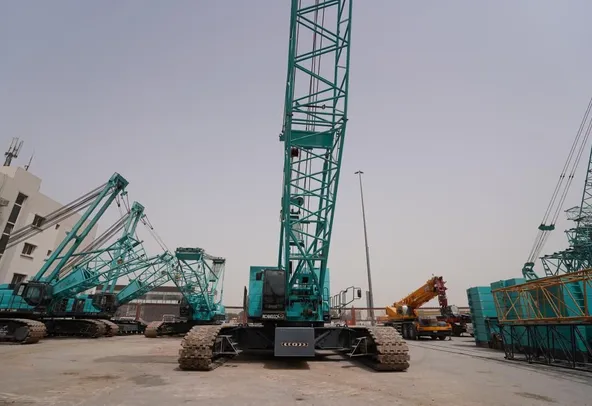 Rent 250-ton Crawler Cranes | Al Marwan