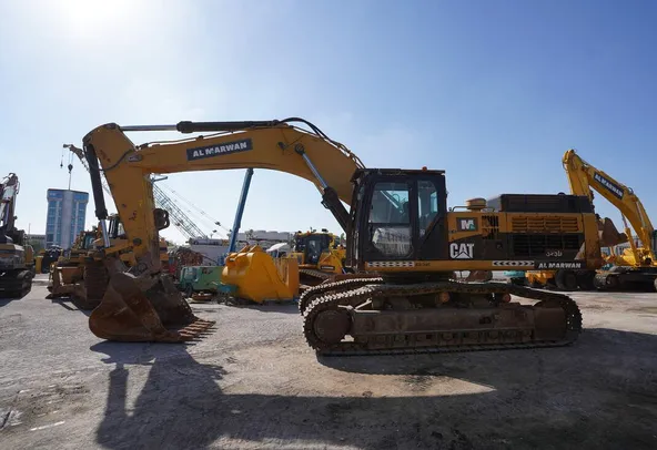 Used Cat 345D Track Excavator 2011 for Sale | Al Marwan