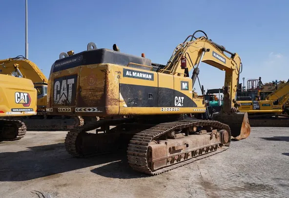 Used Cat 345D Track Excavator 2011 for Sale | Al Marwan