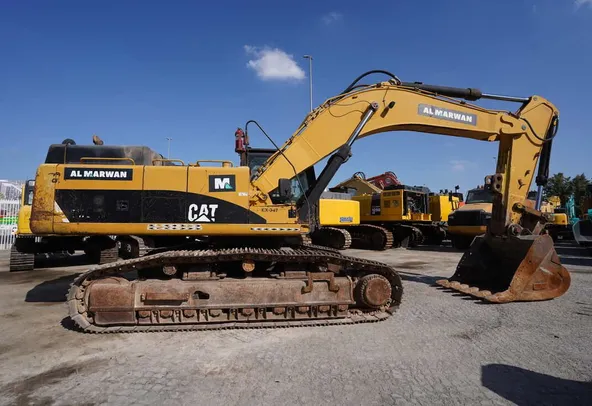 Used Cat 345D Track Excavator 2011 for Sale | Al Marwan