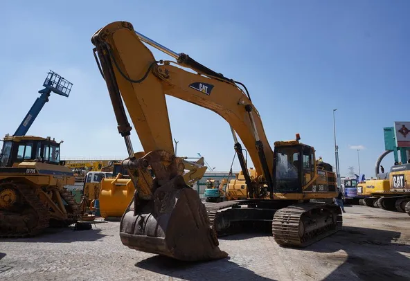 Cat 345BL Track Excavator 2005 for Sale | Al Marwan