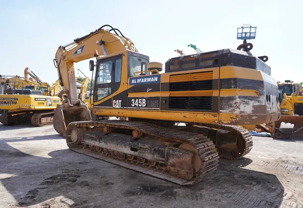 Cat 345BL Track Excavator 2005 for Sale | Al Marwan
