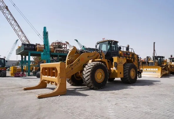 Rent Large 53-Ton Wheel Loaders | Al Marwan