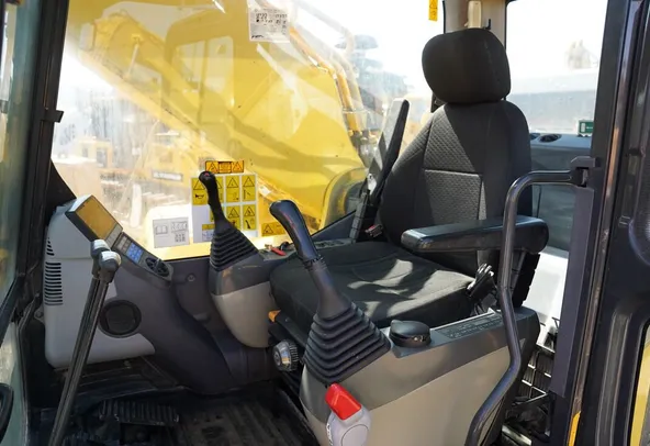 Used 2019 Komatsu PC400-8 Excavator | Al Marwan