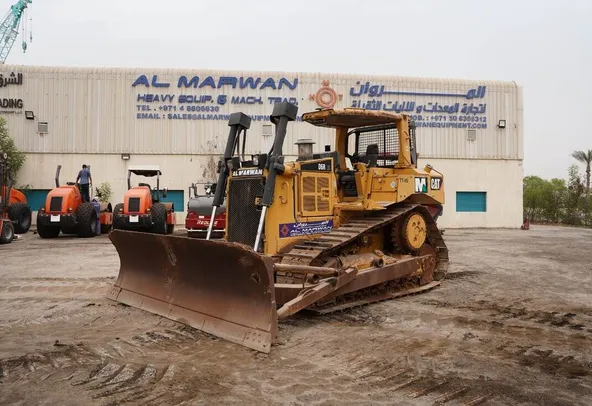 Used Caterpillar D6R 18-Ton Bulldozer 2011 | Al Marwan