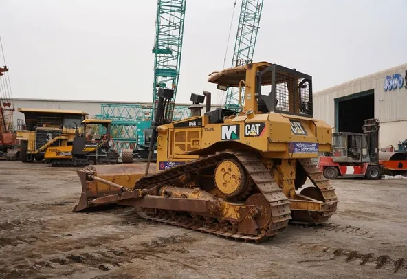 Used Caterpillar D6R 18-Ton Bulldozer 2011 | Al Marwan