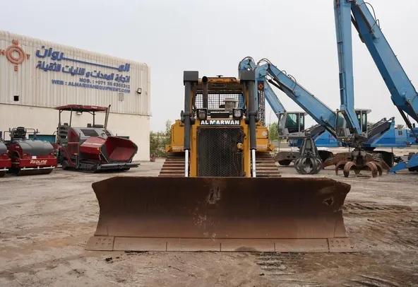 Used Caterpillar D6R 18-Ton Bulldozer 2011 | Al Marwan