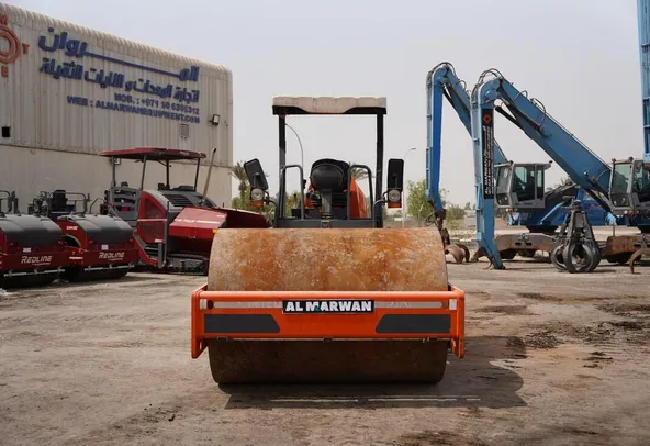 Like-New Hamm 311D Soil Drum Compactor 2020-front | Al Marwan