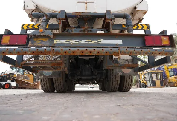 Used MAN 33.373DFC Water Truck-Efficient Water Distribution-Bottom-View