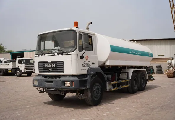 2004 MAN 33.373DFC 6x4 Water Truck | Heavy-Duty Tanker