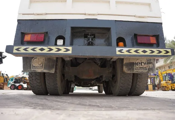 Volvo FM12 Cargo Truck 6x4 - Superior Traction-Spacious Bed-Bottom-Image