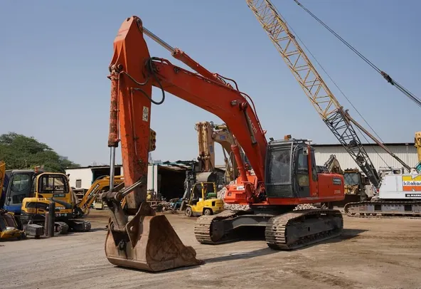 2005 Hitachi ZX350K Track Excavator EX-0303 | Al Marwan