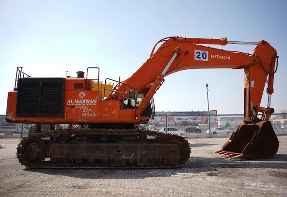 Used Hitachi ZX850H Crawler Excavator 2004 | Al Marwan