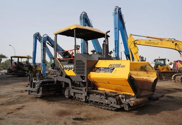 Track Asphalt Paver Volvo P5320B ABG 2021-front-left| Al Marwan