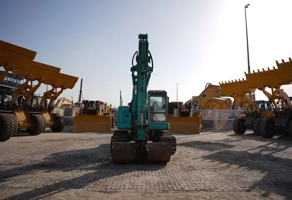 Kobelco SK200SR Crawler Excavator 2004 | Al Marwan