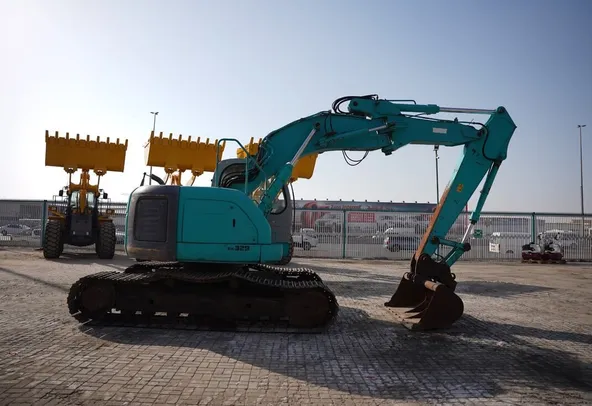 Kobelco SK200SR Crawler Excavator 2004 | Al Marwan