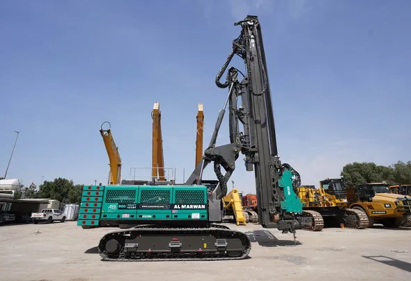 Piling Rig SR35-F with ABI Mobilram TM22-right-side-view