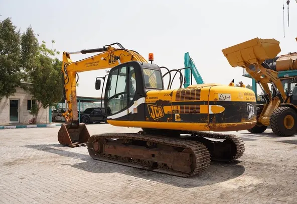 JCB JS220SC 22-Ton Crawler Excavator 2008 | Al Marwan
