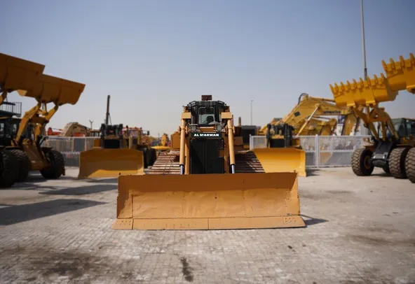 Cat D6R 18-Ton Crawler Dozer 2012 | Al Marwan