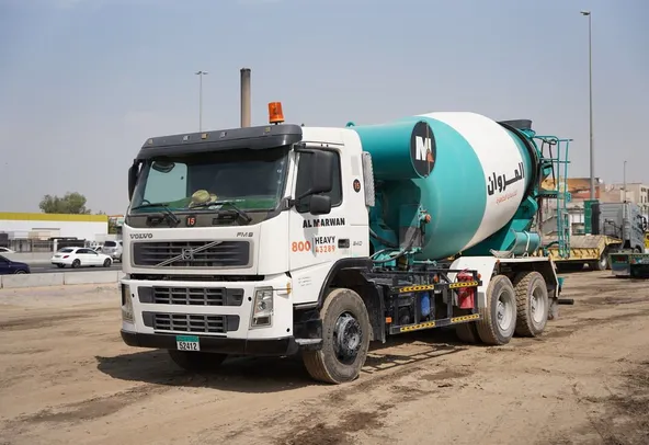 Volvo FM9 Concrete Mixer Truck 2004 | Al Marwan