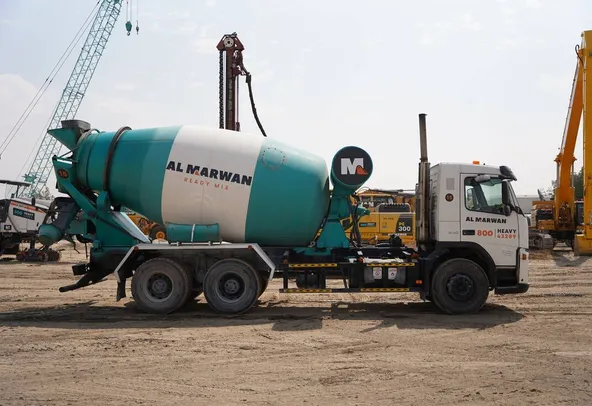 Volvo FM9 Concrete Mixer Truck 2004 | Al Marwan