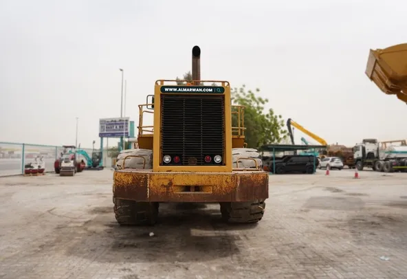 1988 Cat 988B Wheel Loader rear view- Al Marwan Machinery
