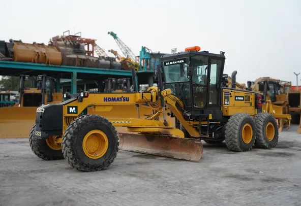 Like-New Komatsu GD755-5R Motor Grader 2022 | Al Marwan