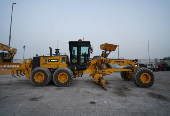 Like-New Komatsu GD755-5R Motor Grader 2022 | Al Marwan