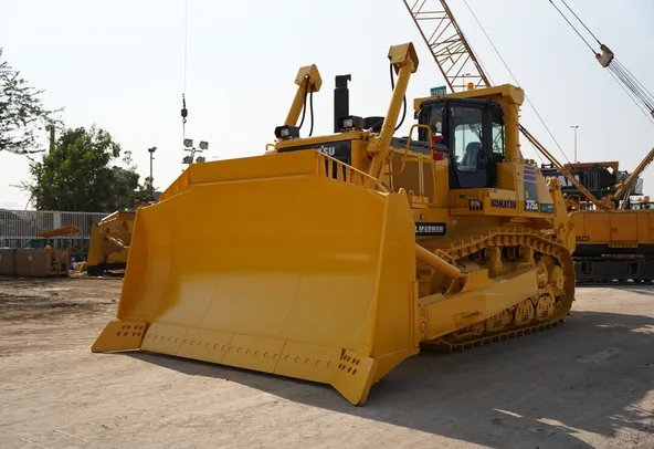 Rent Large 70-Ton Bulldozers | Al Marwan