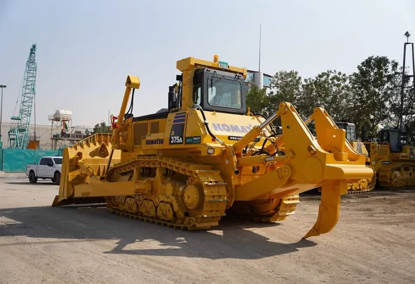 Rent Large 70-Ton Bulldozers | Al Marwan
