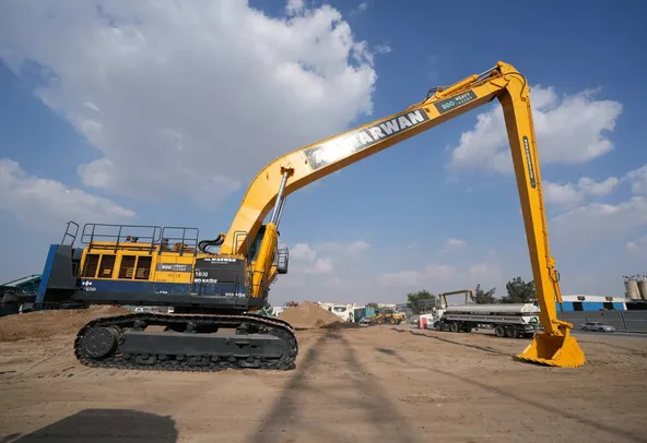 2001 Komatsu PC1600 Track Excavator Right View - EX-0238