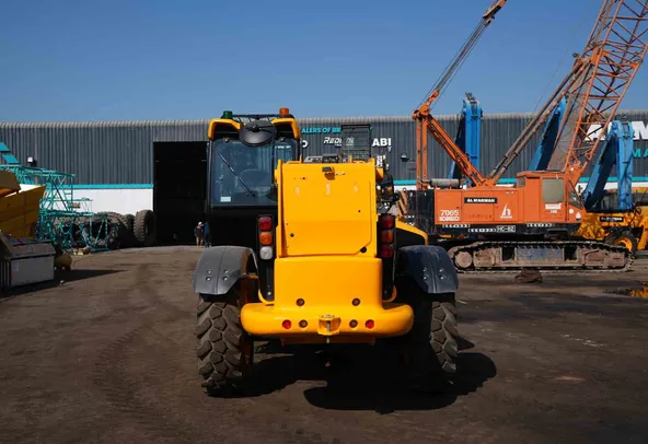 2022 JCB 540-170 Telescopic Handler Back Image