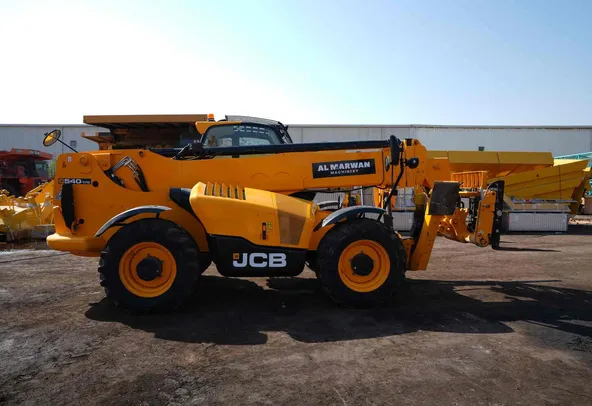 2022 JCB 540-170 Telescopic Handler Right Side Image
