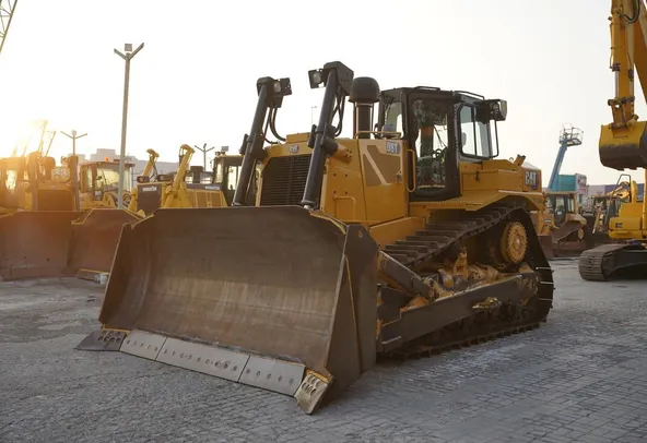 Caterpillar D8T Dozer 2021  - Al Marwan Heavy Machinery