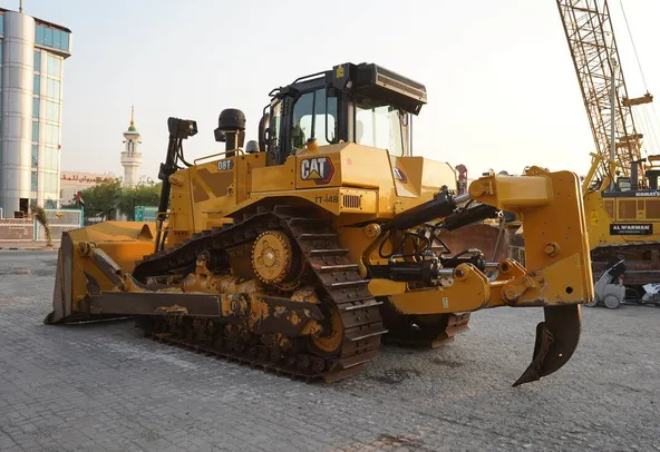 Caterpillar D8T Dozer 2021  - Al Marwan Heavy Machinery