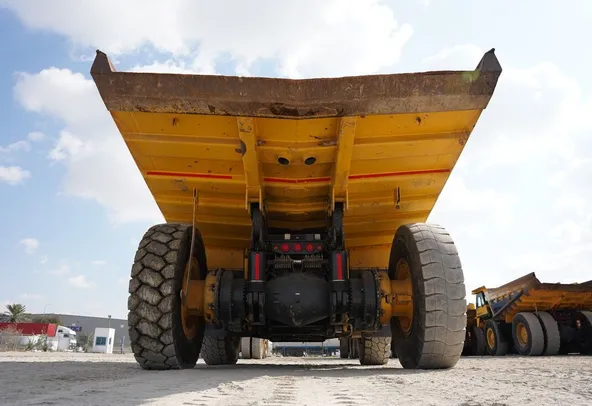Komatsu 2017 HD785-7 Rigid Dump Truck RD-0527 | Al Marwan