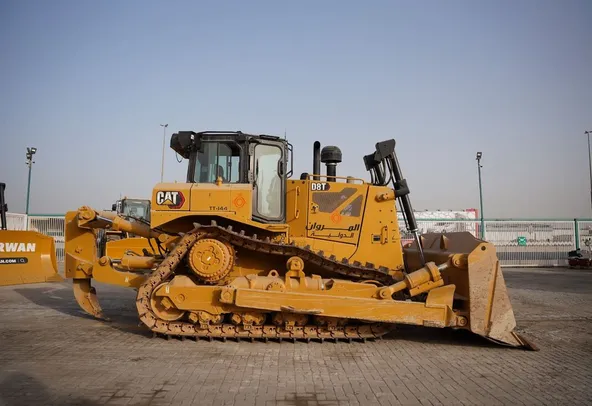 Caterpillar D8T Crawler Dozer 2021 | Al Marwan