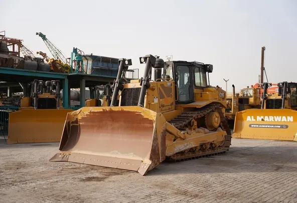 Caterpillar D8T Crawler Dozer 2021 | Al Marwan