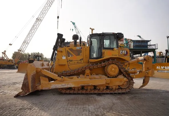 Caterpillar D8T Crawler Dozer 2021 | Al Marwan