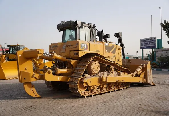 Cat D8T 39-Ton Crawler Dozer 2021 rear right view - Al Marwan Heavy Machinery