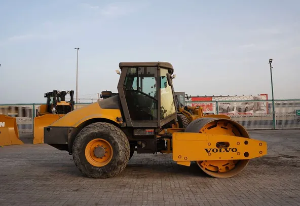 2010 Used Volvo SD130D Single-Drum Roller