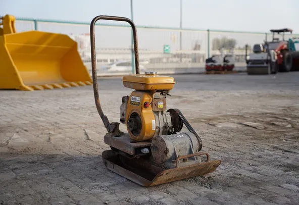 Used 2005 Sakai PC100 Plate Compactor | Al Marwan