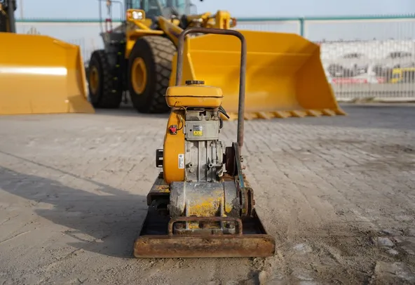 2005 Sakai PC100 Plate Compactor rear view- Al Marwan Machinery