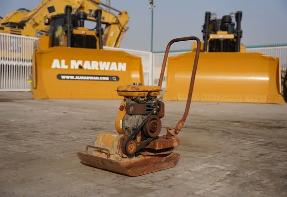 Used 2002 Sakai PC100 Plate Compactor | Al Marwan
