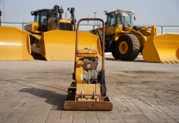 Used 2002 Sakai PC100 Plate Compactor | Al Marwan