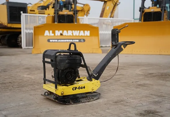Bomag BPR30/38 D Plate Compactor 2001 - front left view -Al Marwan Machinery